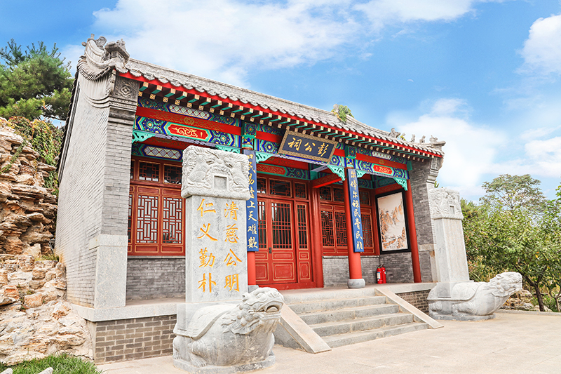 探秘灵山宝塔陵园：环境优美、风水上乘的生